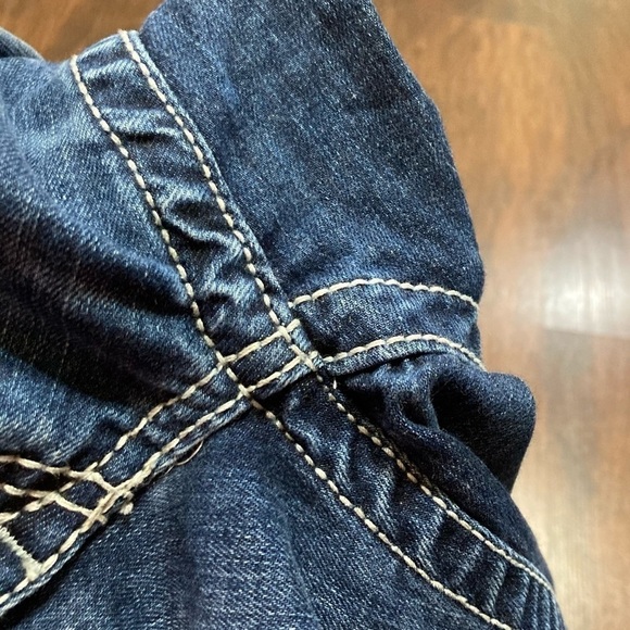 BKE DENIM “Aiden” boot leg jeans Size 25R *bbq stain on left leg EUC - Picture 5 of 16